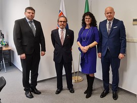 Stretnutie J.E. Eduarda Gradillone (brazílsky veľvyslanec na Slovensku) s prof. Mgr. Dagmar Cagáňovou, PhD. a zástupcami FBERG TUKE, dekanom Dr. h.c. prof. Ing. Michalom Cehlárom, PhD. a prof. Ing. Stanislavom Jackom, PhD.